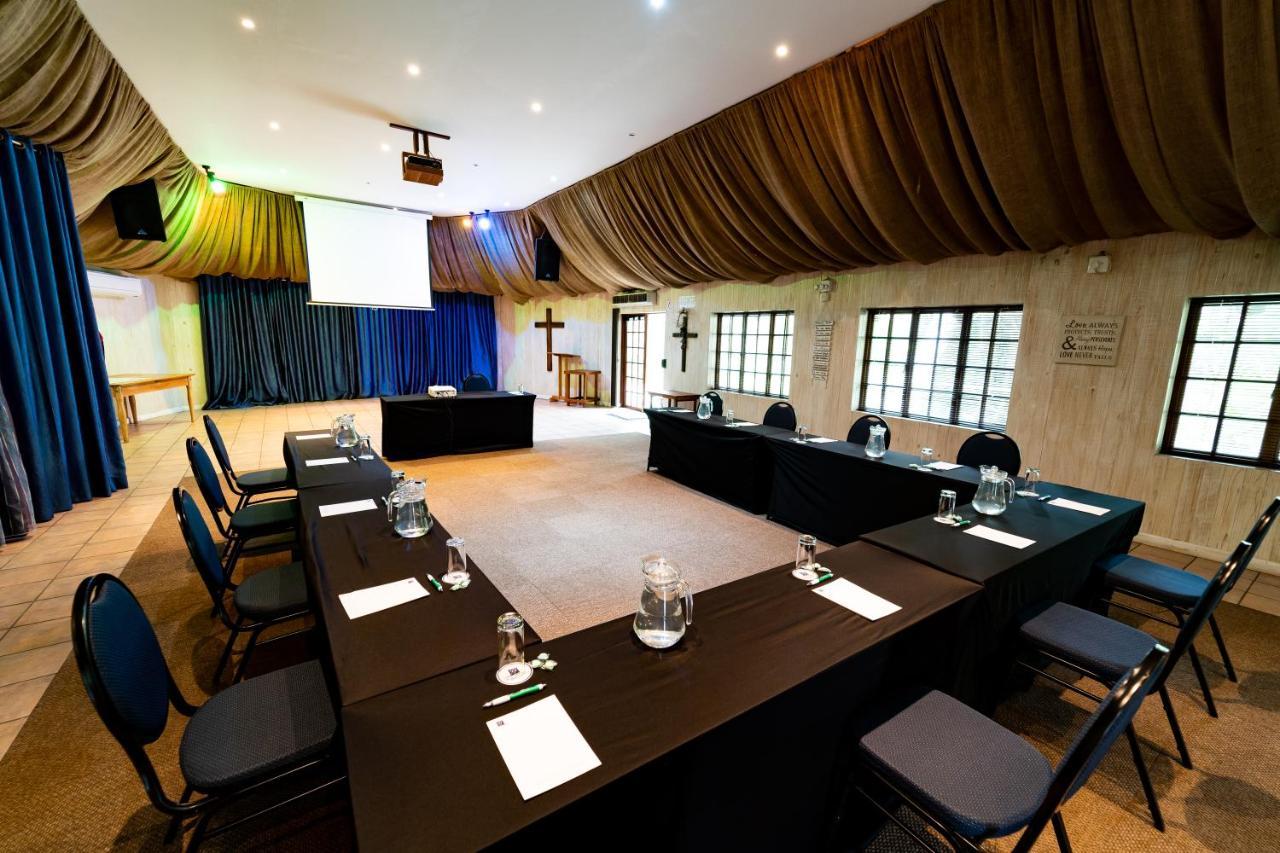 Mtunzini Forest Lodge Self Catering Resort Buitenkant foto