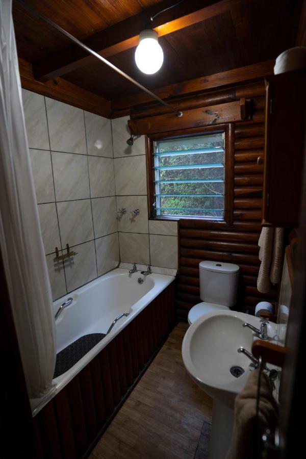 Mtunzini Forest Lodge Self Catering Resort Buitenkant foto